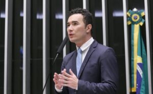Discussão e votação de propostas legislativas. Dep. Pedro Aihara (PP - MG)