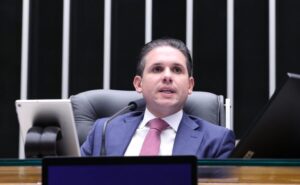 Discussão e votação de propostas legislativas. Presidente da Câmara dos Deputados, Hugo Motta (REPUBLICANOS - PB)