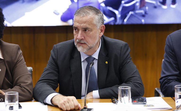 Pimenta rejeita ampliar renegociação da dívida rural