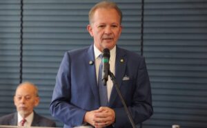 Frente parlamentar é lançada em defesa das universidades estaduais e municipais