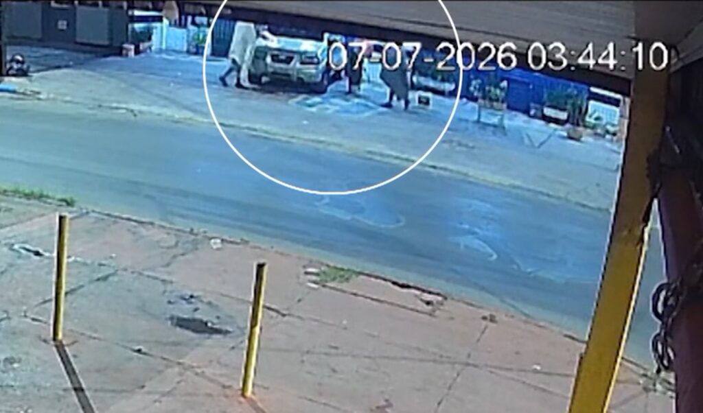 Polícia investiga suspeitos de incendiarem carro em Ceilândia 