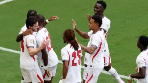 Em jogaço de 10 gols, Inglaterra bate a França e pega o 3° lugar