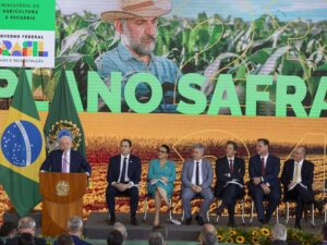Governo lança Plano Safra da agricultura familiar com R$ 97,3 bi