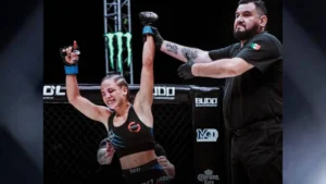 Campeã do MMA no México, goiana projeta futuro: "quero o UFC"