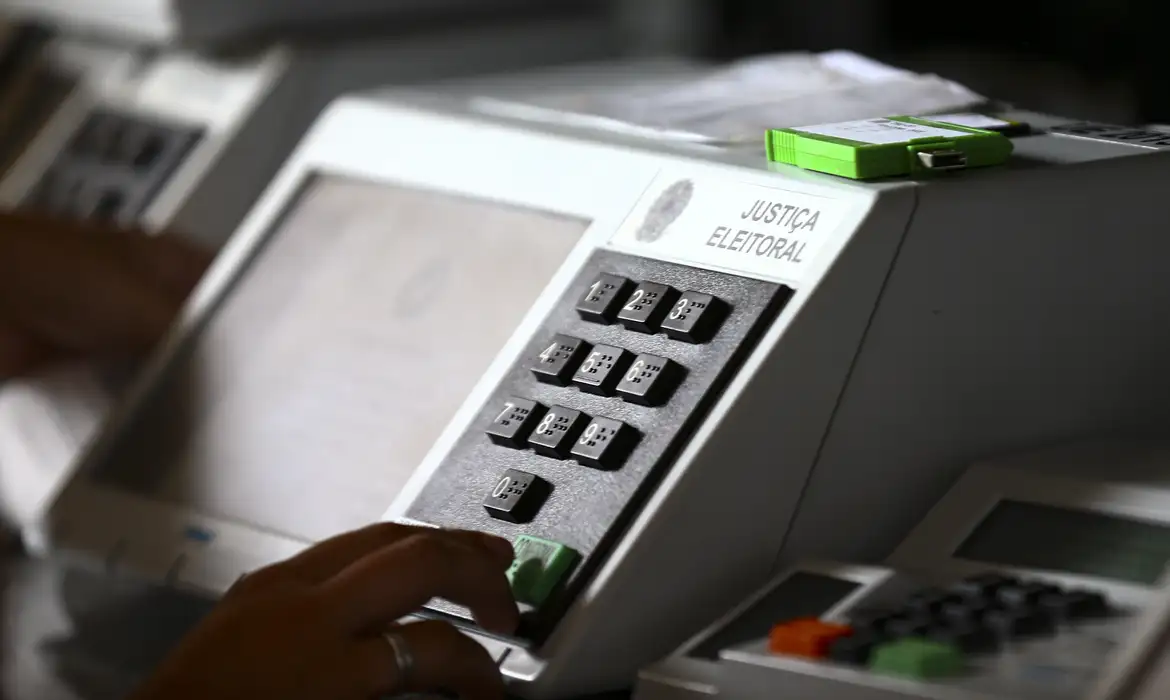 Calendário eleitoral de 2026 define convenções, propaganda e votação