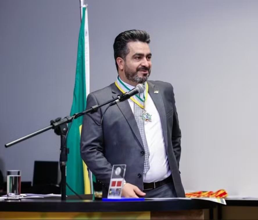 PRTB oficializa Leonardo Avalanche na disputa presidencial