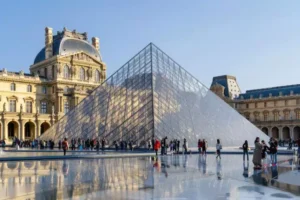 França anuncia plano para reforçar segurança em museus após série de roubos