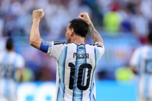 Messi abre o placar para Argentina contra Cabo Verde. Siga