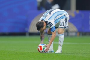 Argentina é o país com mais pênaltis a favor nas últimas duas Copas