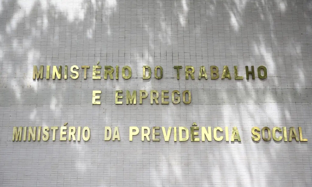 Ministério do Trabalho detalha canais oficiais de atendimento