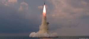 China dispara míssil de submarino em teste no Pacífico Sul