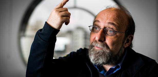 Falar em IA com consciência só gera medo e infla valor de big techs, diz Nicolelis