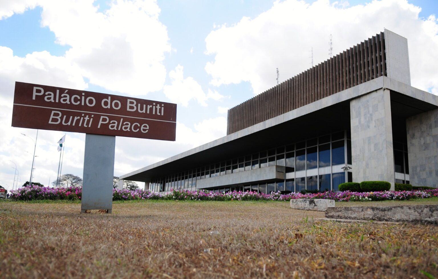 CLDF aprova previsão de R$ 75 bilhões para o GDF em 2027