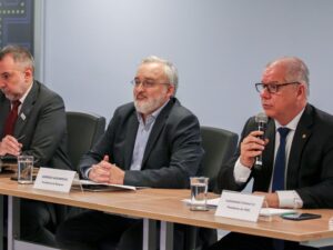 Ex-presidente do INSS usava código para repasse de propina a pizzaria, diz PF