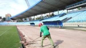 Reforma da pista do Estádio Olímpico segue cronograma e deve ser concluída em novembro