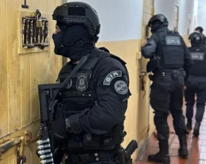 Lei amplia direitos previdenciários para policiais em Goiás