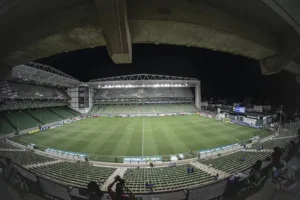 América-MG x Goiás: escalações confirmadas