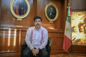 Presidente da Suprema Corte do México diz à AFP que é criticado por ser indígena