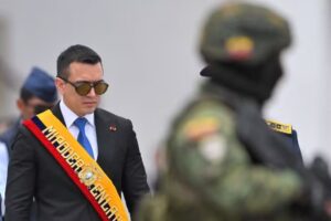 EUA realiza operações militares contra tráfico de drogas no norte do Equador