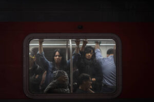 Linhas afetadas pela greve operam sem segurança necessária por falta de funcionários, diz diretor da CPTM