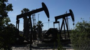 Preços do petróleo sobem por desavenças entre Irã e EUA