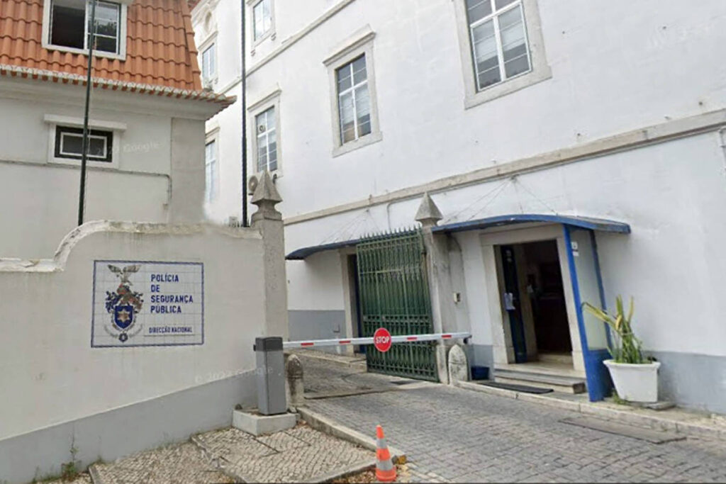 Caso do adolescente que confessou ter matado a mãe brasileira chama atenção de cidade portuguesa