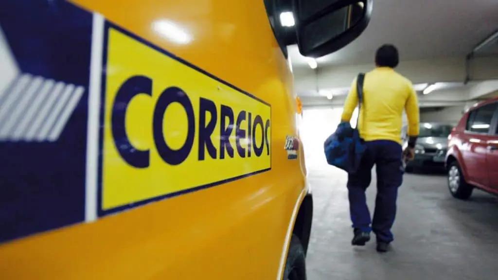 Correios passam a entregar no Brasil compras feitas em lojas do Paraguai