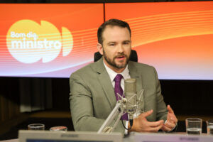 Durigan: seguiremos apertando o arcabouço fiscal para colaborar com a política monetária