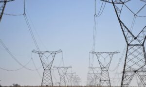 ONS determina corte emergencial por excesso de energia pela segunda vez em 2026