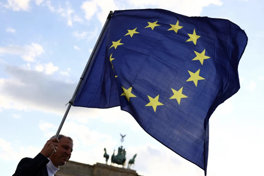 Eleitores islandeses rejeitam proposta para reiniciar negociações de adesão à União Europeia