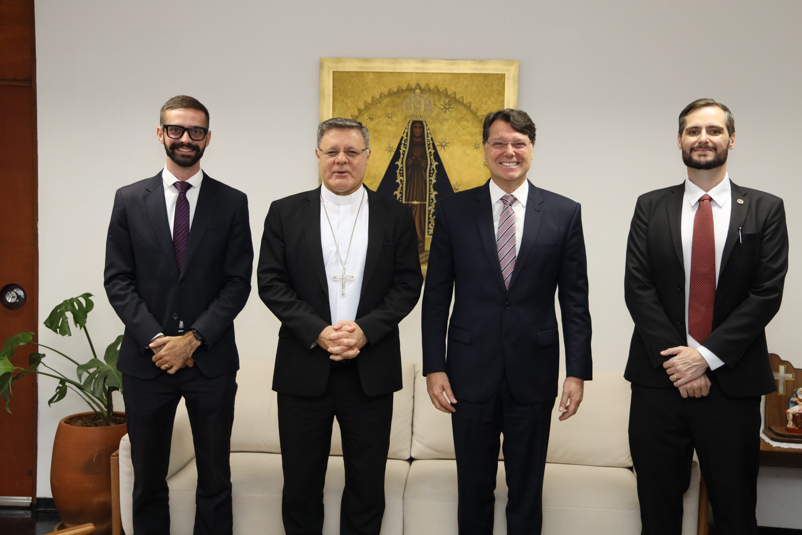 Kiko Caputo se reúne com arcebispo de Brasília e discute demandas sociais do DF