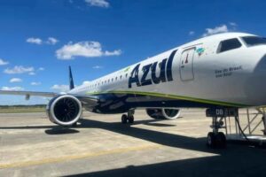 Azul reverte lucro e encerra 2º tri com prejuízo de R$ 1 bilhão após alta dos combustíveis
