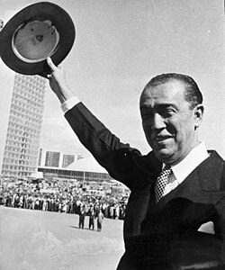 27 11 2023 cine brasília tem sessão exclusiva para série sobre juscelino kubitschek (53360461215)