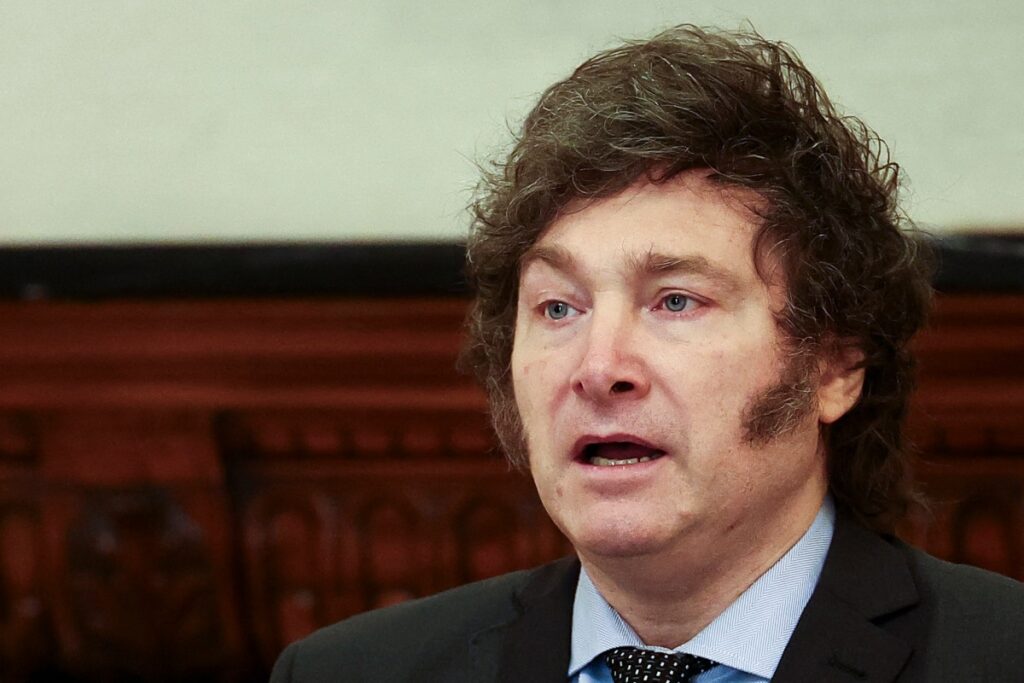 Milei tenta votar lei para ampliar compra de terras por estrangeiros