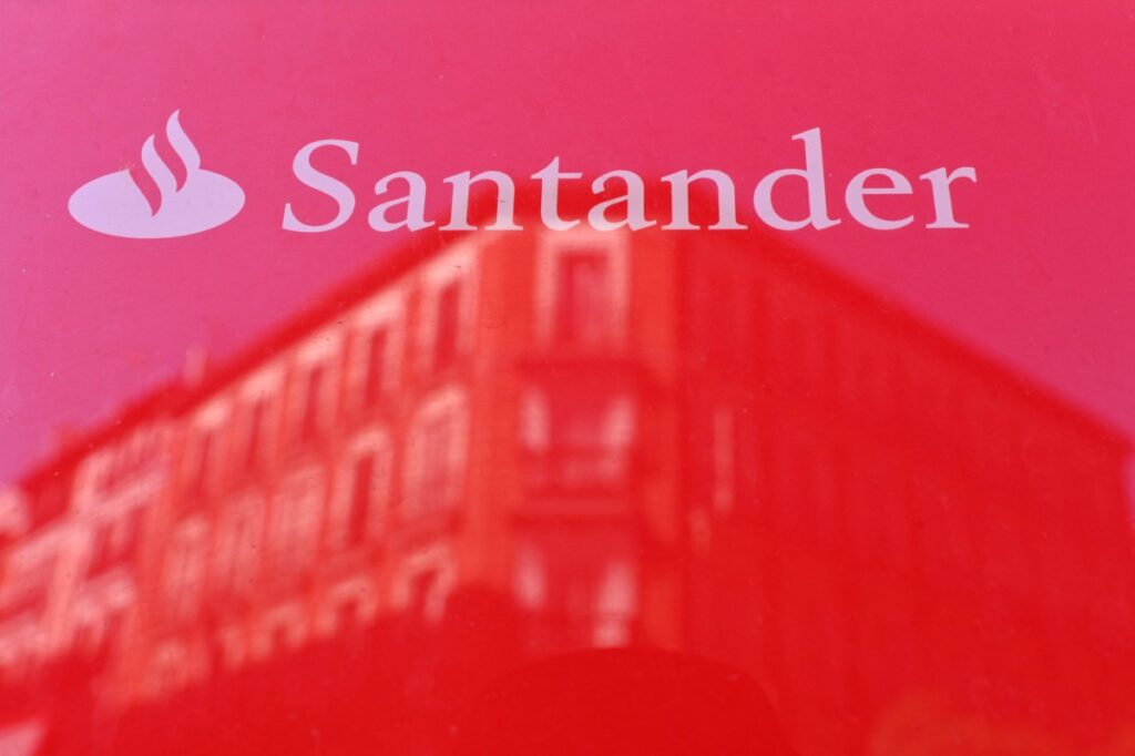 ‘Brasil segue absolutamente central para nosso modelo’, diz presidente executiva do Santander