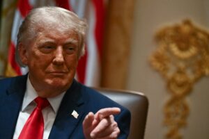 Trump diz que vai exigir do Irã “compensações” pelo conflito