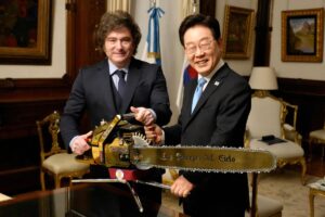 Argentina e Coreia do Sul assinam memorando para cooperação em minerais críticos