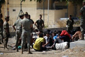 Crianças migrantes correm risco de sofrer abusos nas ruas de Ceuta, alertam ONGs