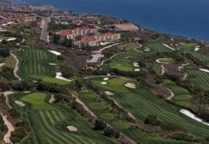 Homem armado foi preso em campo de golfe de Trump