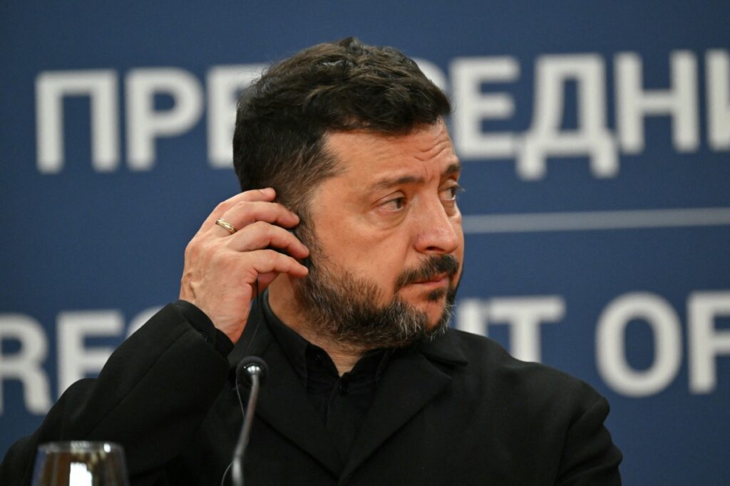 Zelenski diz que acertou com Macron aceleração de entrega de mísseis franceses