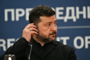 Zelenski diz que acertou com Macron aceleração de entrega de mísseis franceses