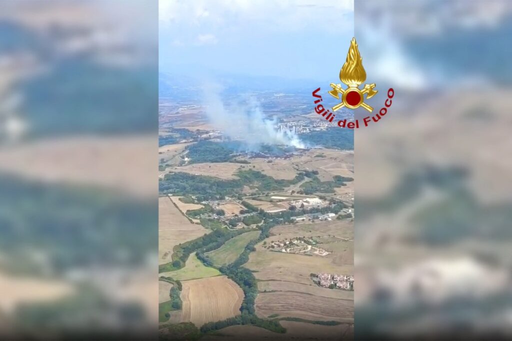 Explosão é registrada em fábrica de munições perto de Roma