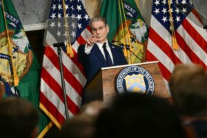 EUA prometem ‘asfixiar economicamente’ o Irã