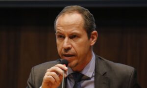 Em sabatina, Cappelli detalha planos de governo e faz críticas à gestão de Ibaneis e Celina