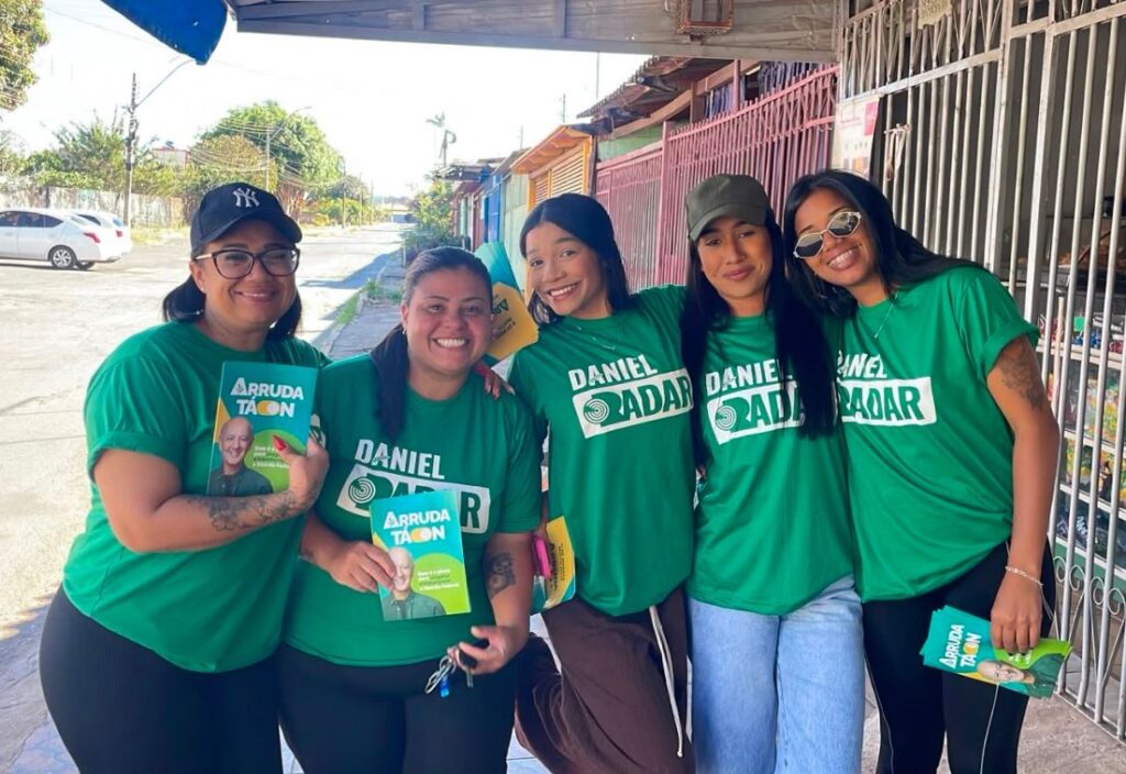 Coordenadora mobiliza equipe e reforça importância do diálogo com o eleitor 4 Coordenadora mobiliza equipe e reforça importância do diálogo com o eleitor