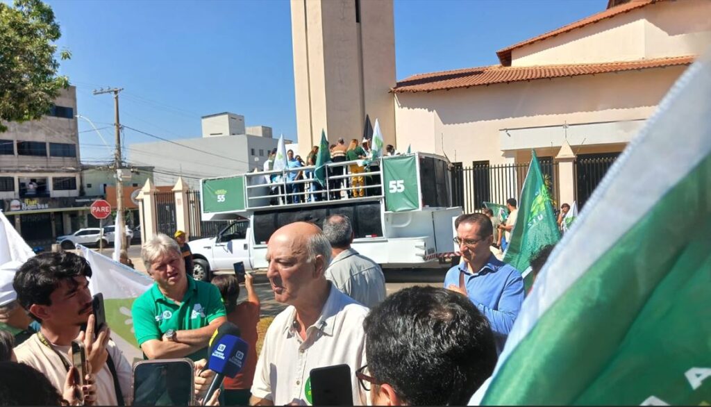 Onda Verde volta mais forte e amplia apoio a Arruda no Distrito Federal