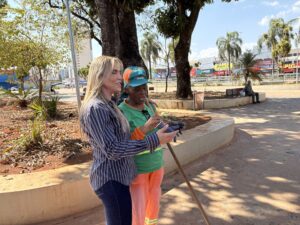 Com investimento de R$ 35 mi, Celina Leão acompanha ‘GDF na Sua Porta’ e cumpre agenda de campanha em Taguatinga