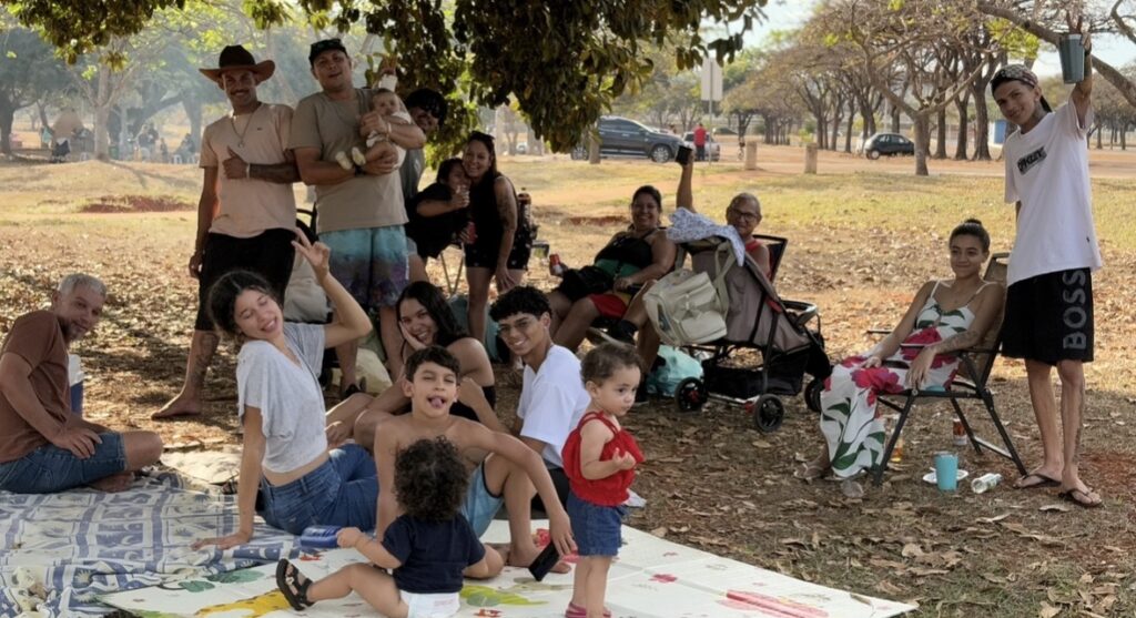 Entre churrascos e memórias, famílias celebram Dia dos Pais no Parque da Cidade