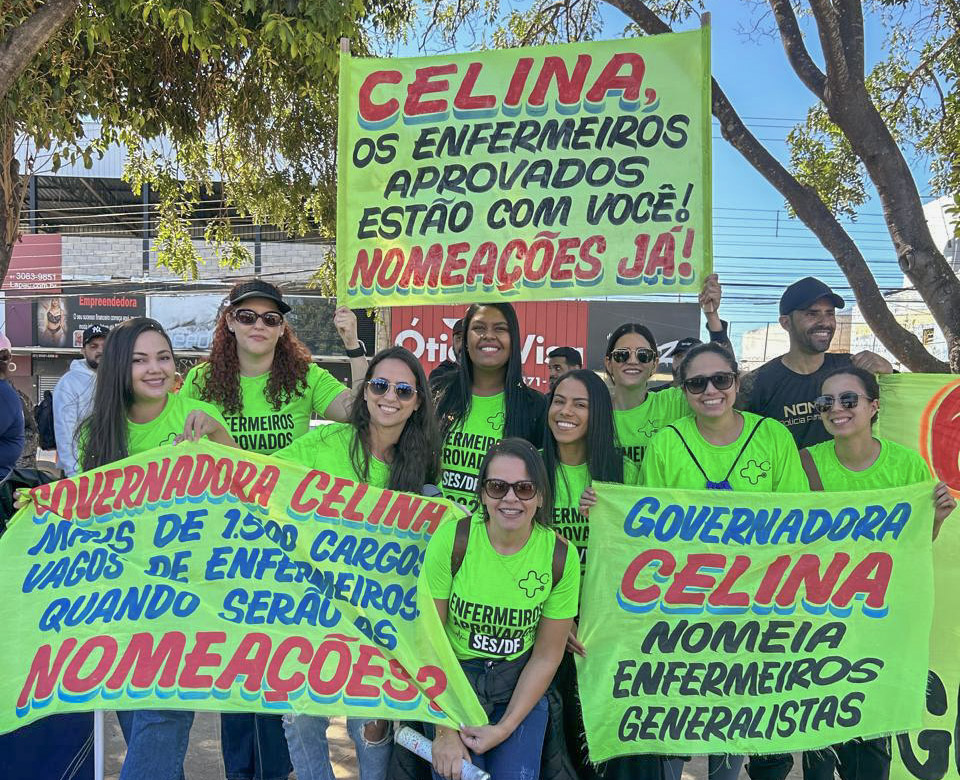 Enfermeiros do DF cobram nomeações de concurso que ocorreu em 2022 para diminuir déficit de profissionais na saúde pública