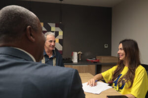 Paula Belmonte se compromete a fortalecer Corpo de Bombeiros do DF